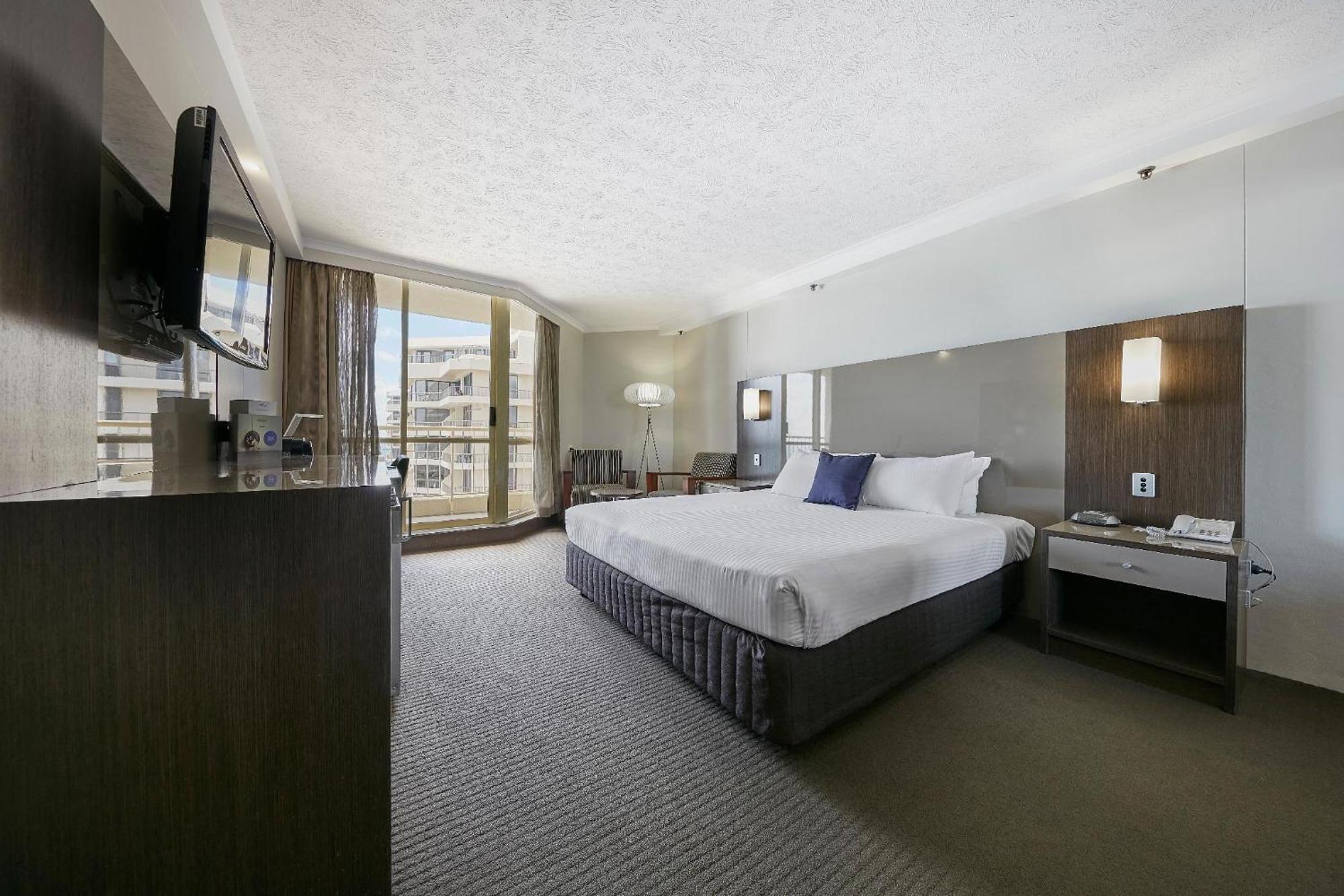 Novotel Surfers Paradise Gold Coast Exterior photo